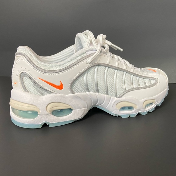 Nike Air Max Tailwind IV White/Orange Size 7Y